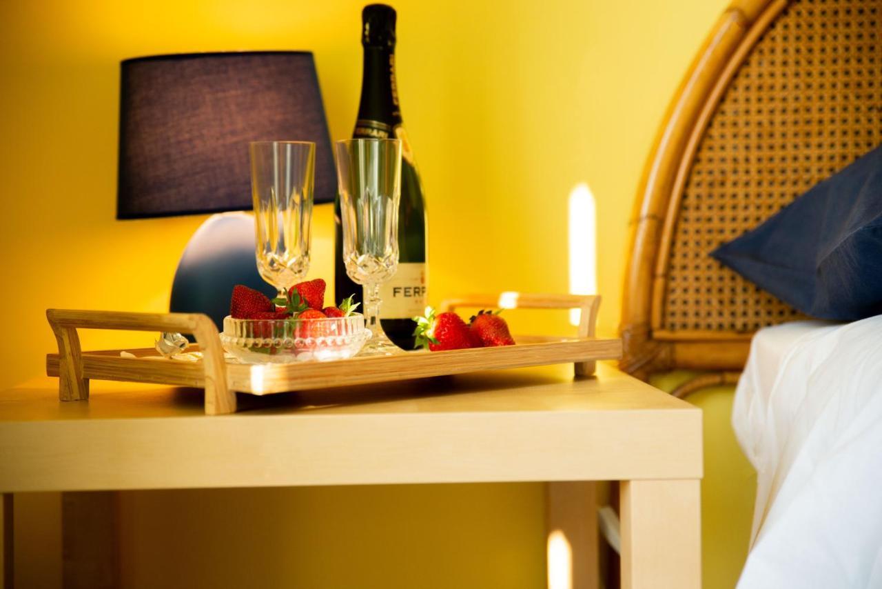 B&B Luna Blu Монтесильвано Экстерьер фото