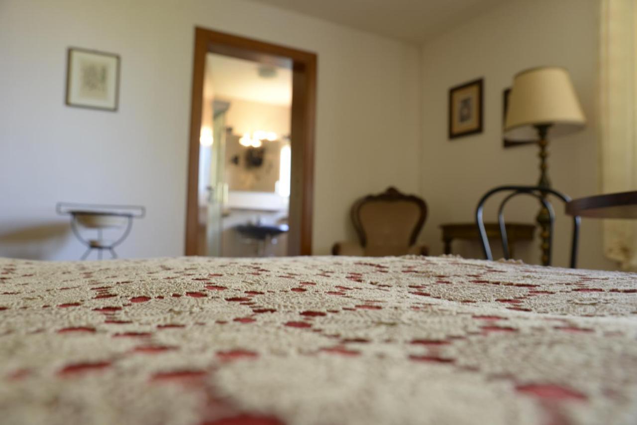 B&B Luna Blu Монтесильвано Экстерьер фото